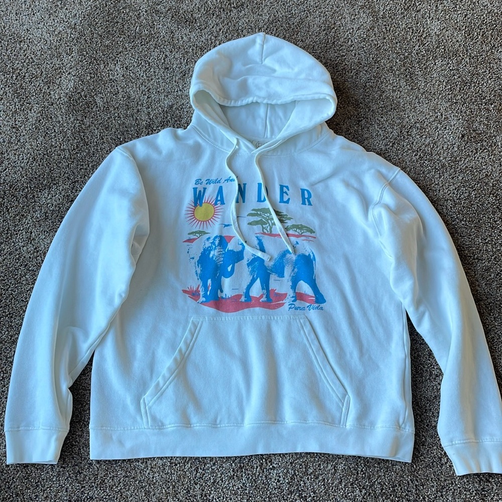 Pura Vida medium white sweatshirt!